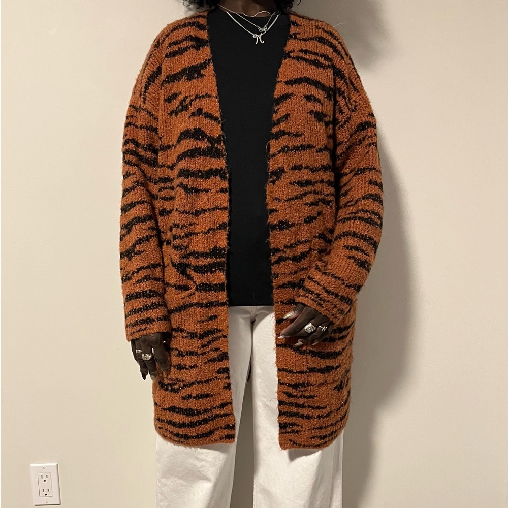 Tiger Stripe Oranger Cardigan without buttons Sweater Vest No Brand Size L